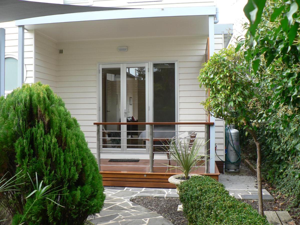 The Boatshed Waterfront B&B Порт Феъри Екстериор снимка