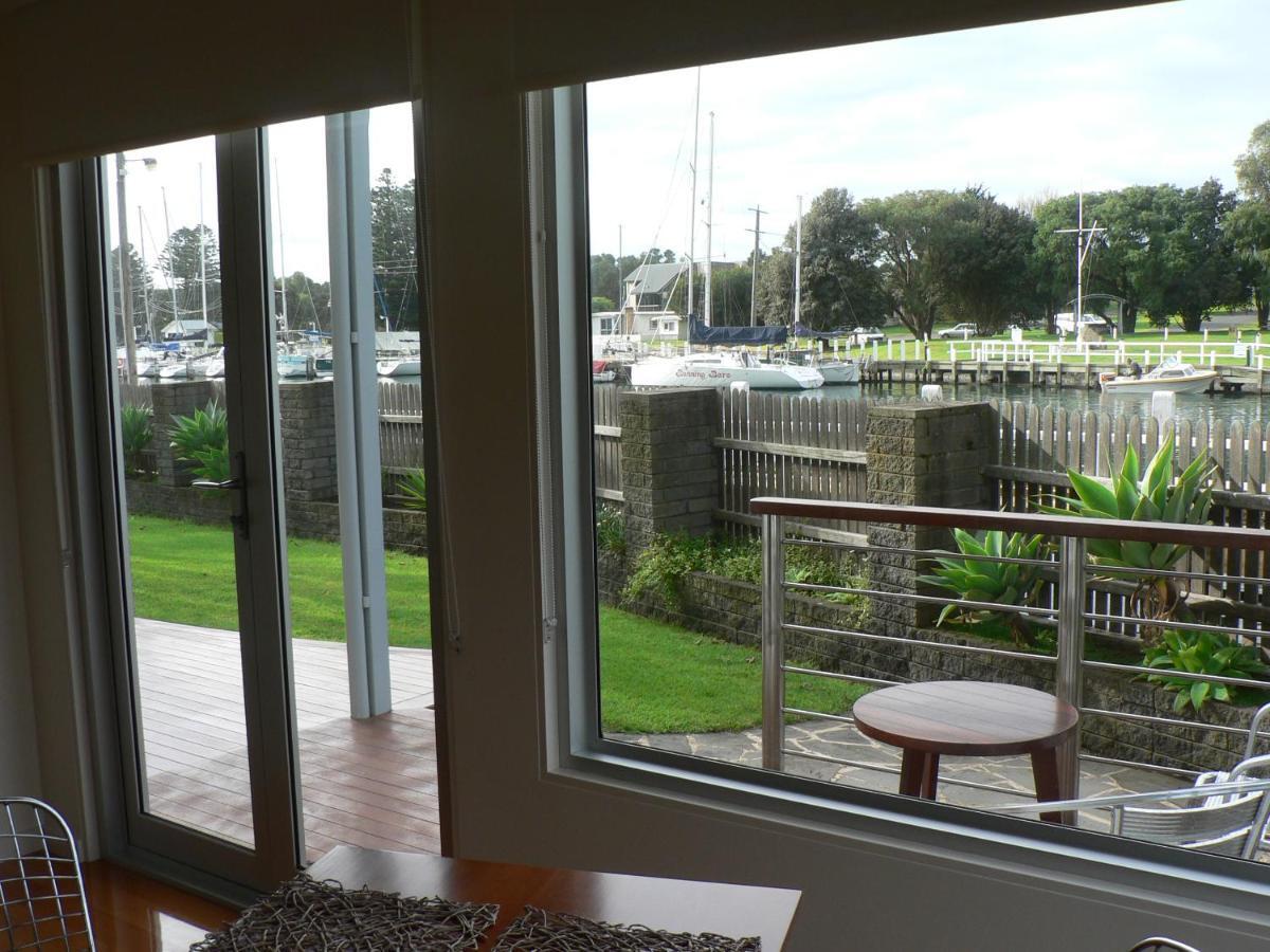 The Boatshed Waterfront B&B Порт Феъри Екстериор снимка